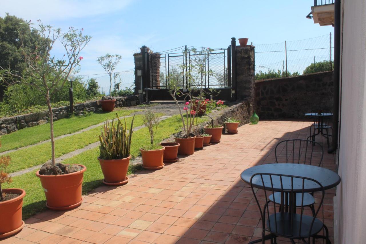 Il Giardino Degli Ovali Vila Fiumefreddo di Sicilia Exterior foto